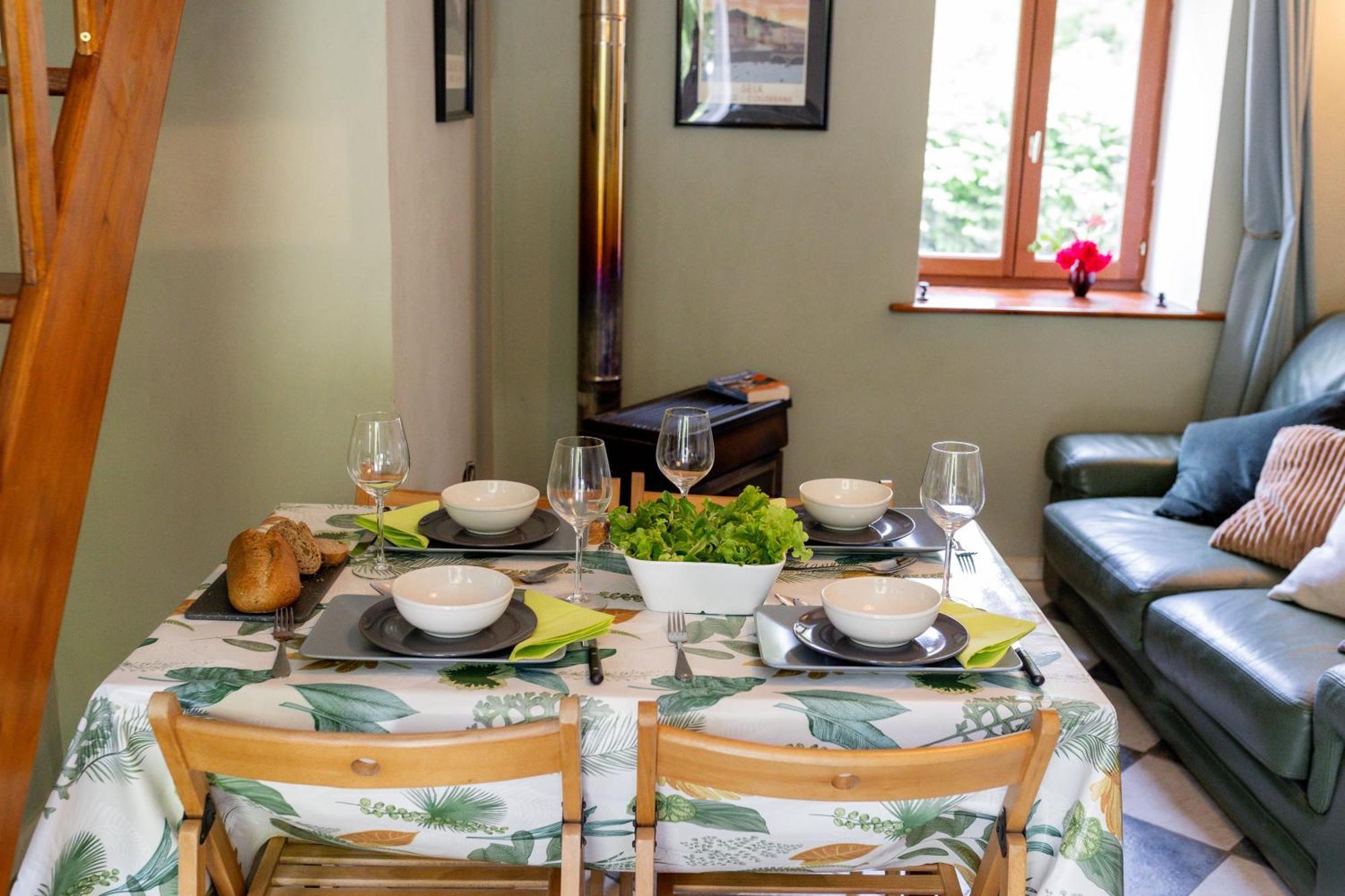 Gites Libellule At Auberge De L'Arac, Bar, Restaurant Aleu Zewnętrze zdjęcie