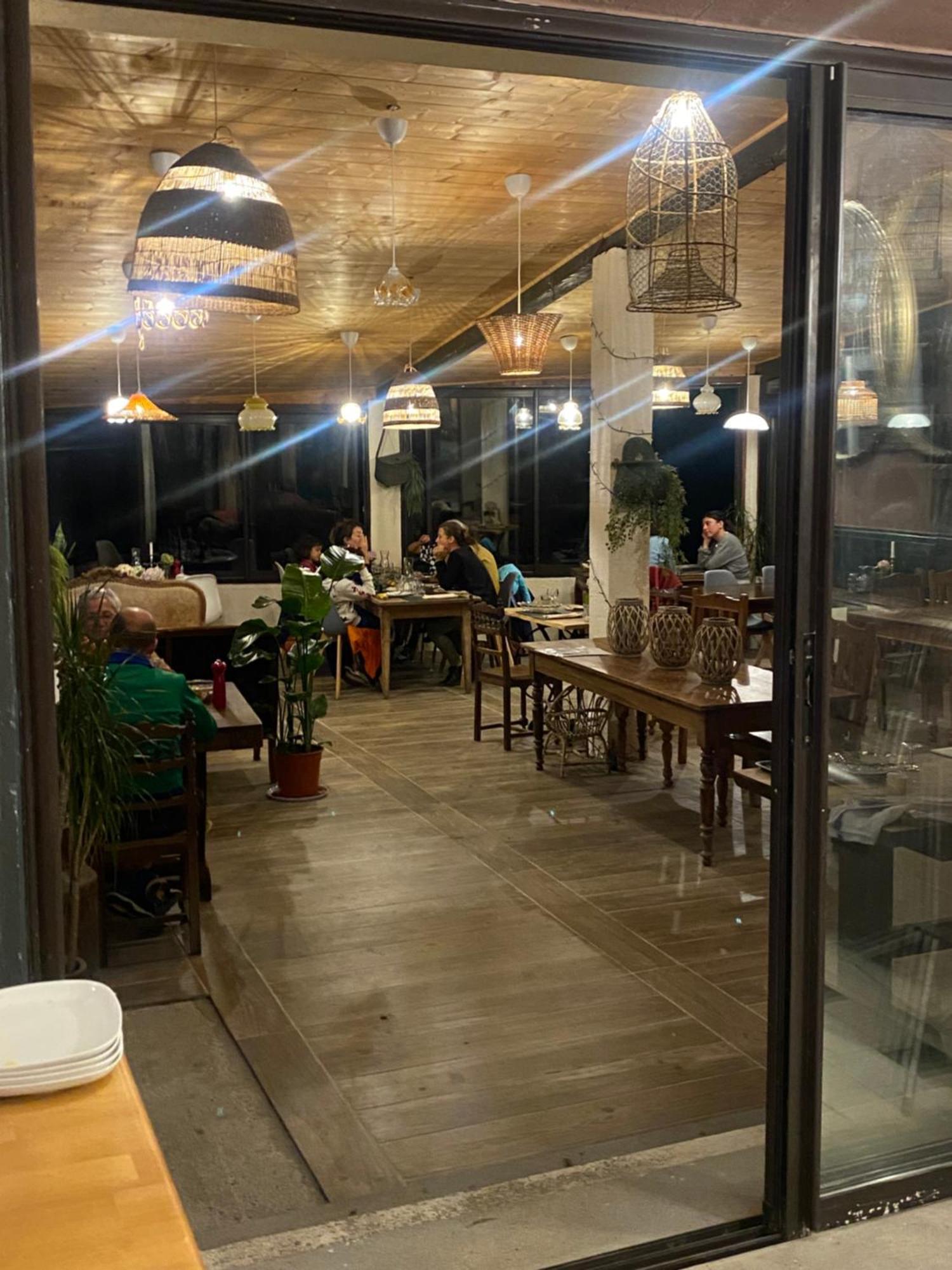 Gites Libellule At Auberge De L'Arac, Bar, Restaurant Aleu Zewnętrze zdjęcie