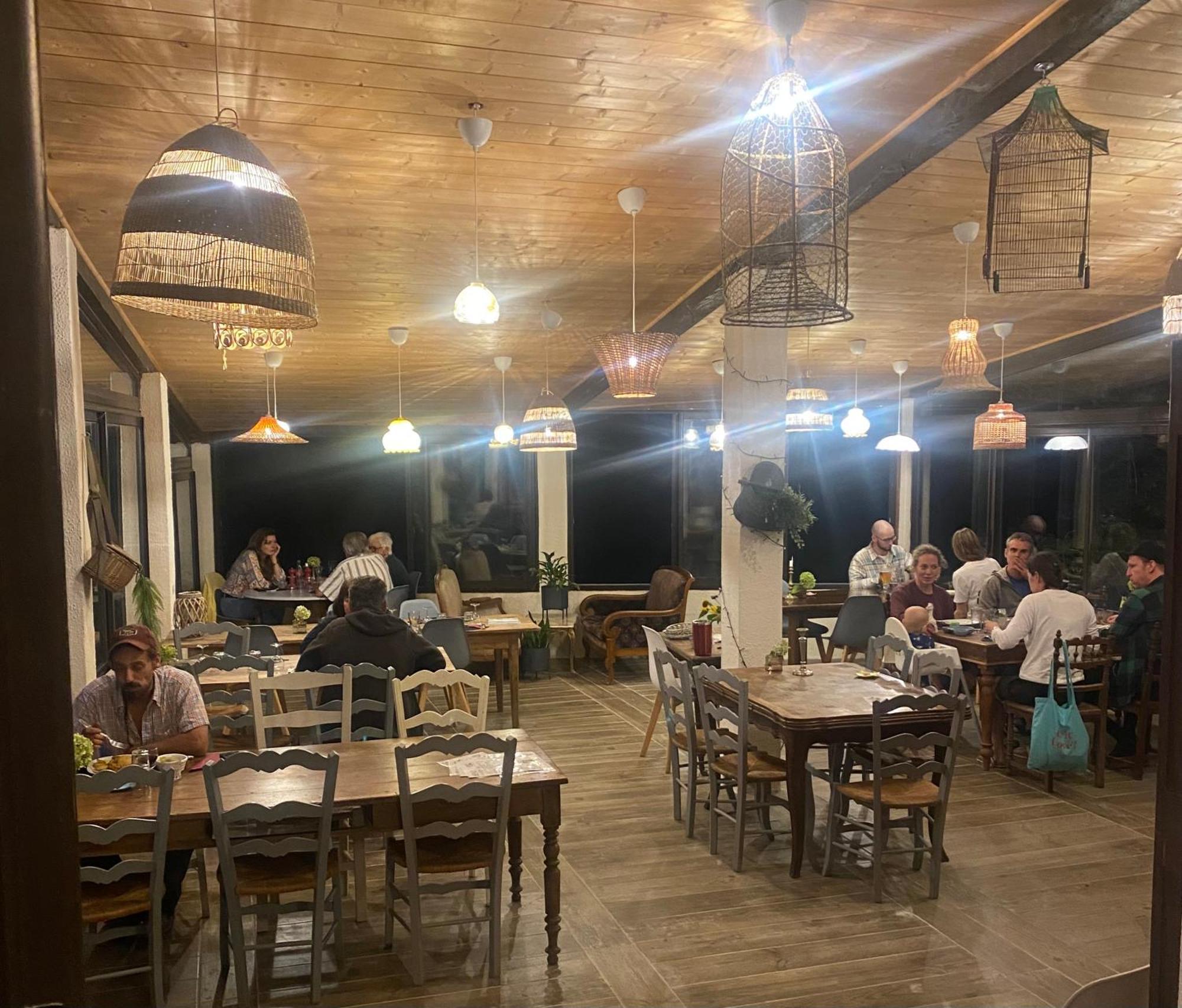 Gites Libellule At Auberge De L'Arac, Bar, Restaurant Aleu Zewnętrze zdjęcie